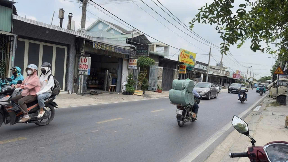 Gấp Bán Nhà Mt Đỗ Văn Dậy – Ngang 11M – 2 Sổ Liền Kề – Giá Chỉ 7.5 Tỷ