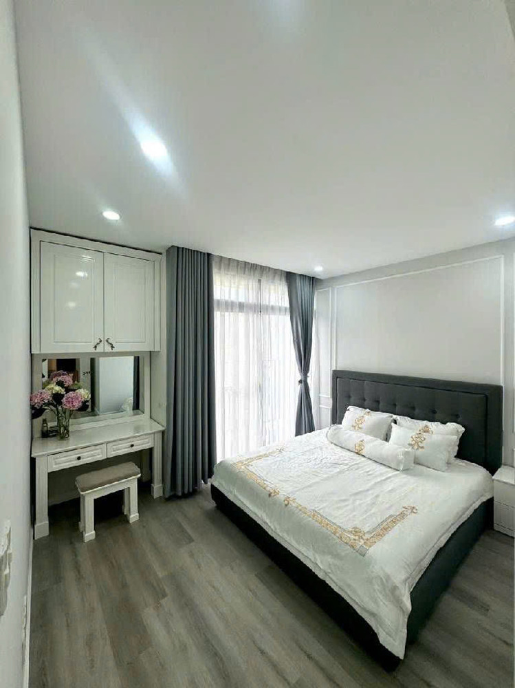 Siêu Phẩm Căn Hộ Phú Mỹ Hưng – Đối Diện Trường Đinh Thiện Lý – Dt 95M2 - Giá 9. X Tỷ