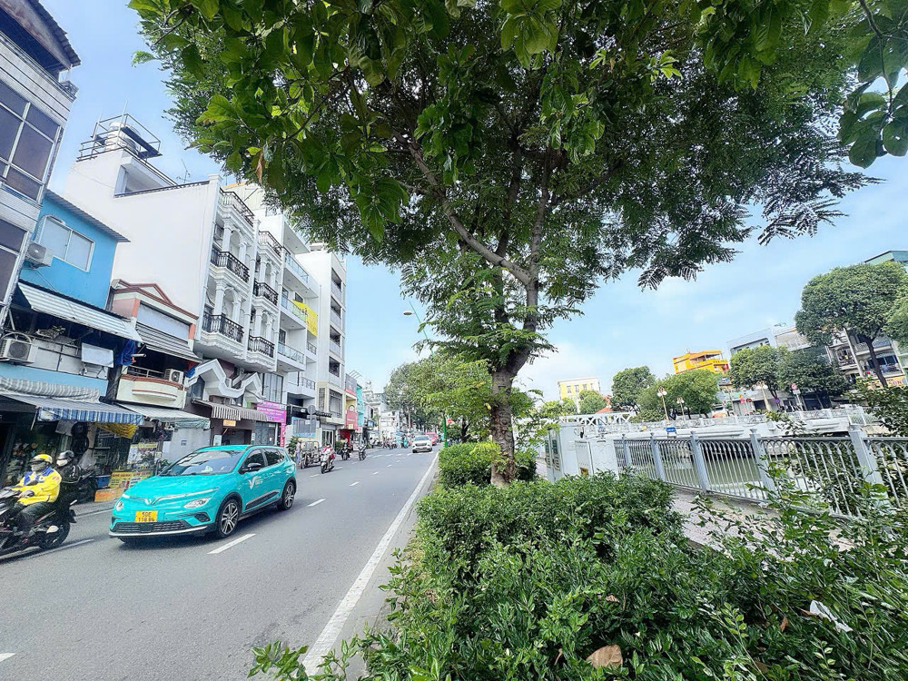 Hiếm - Dt 185M2 - Bán Nhà 4 Tầng Mt Đ.hoàng Sa, Quận 3 - Cấp Phép Xây Building Cao Tầng - Chính Chủ