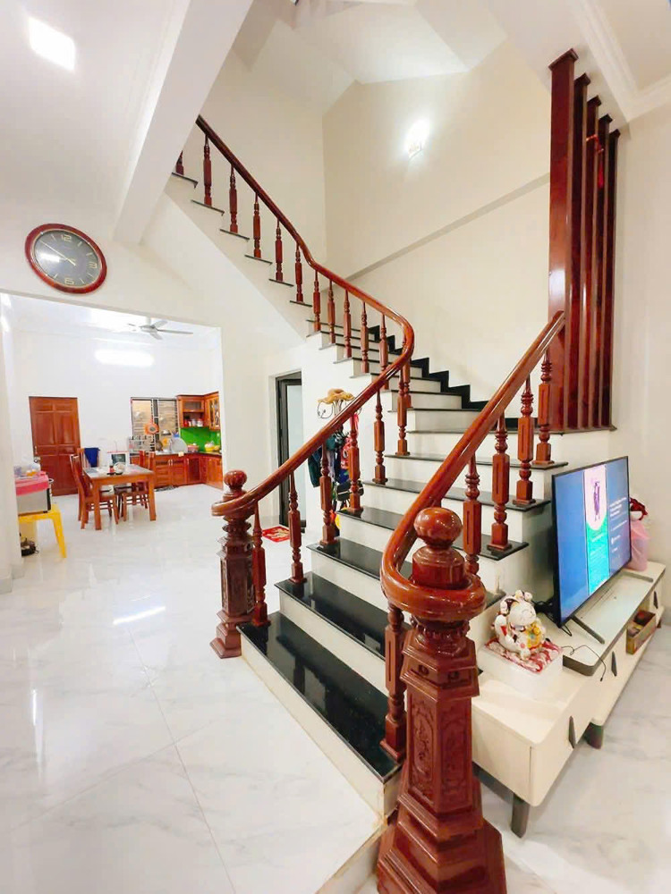 Bán Nhà 3 Tầng Tái Định Cư Trần Lãm, Chủ Chuyển Công Tác Xa Cần Bán