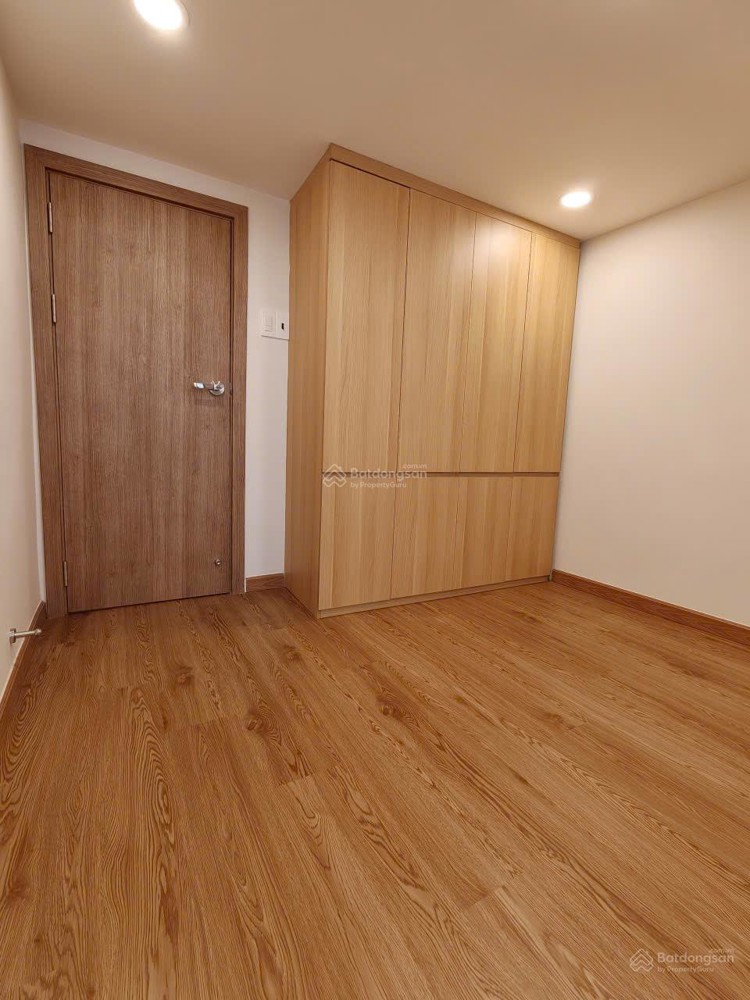 Giá Tốt: Bán Nhà 3 Tầng, Dtsd 75M2, 4Pn +Nội Thất Mới Xây, Hẻm Rộng 8M Trung Tâm P.13, Q.10