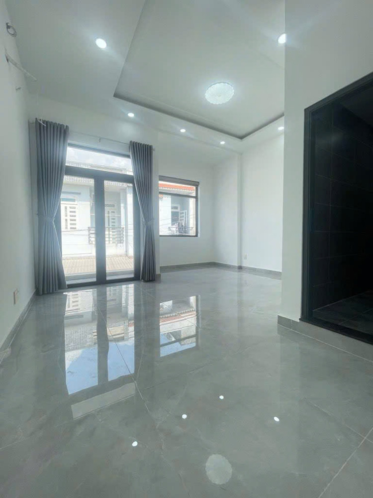 Bán Nhà Nguyễn Thị Tú, Hẻm Xe Hơi Thông, Cách Lê Trọng Tấn 5 Phút - Chỉ 5.55 Tỷ