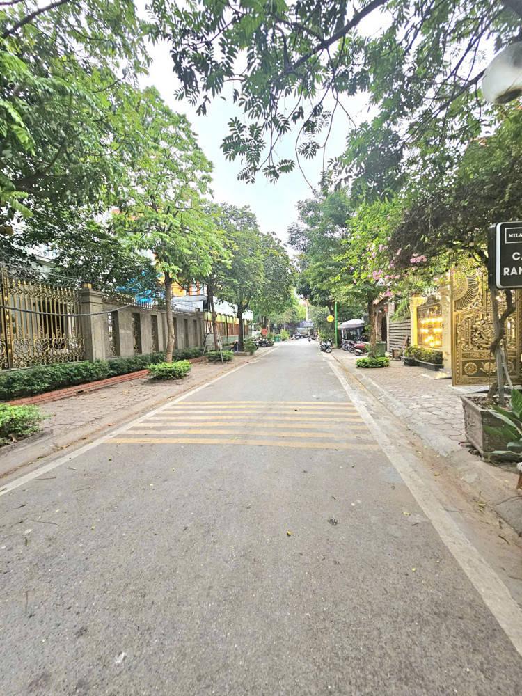 Hot ! Hot! Hot !Nhà 6 Tầng Thang M Á Y – Trương Định