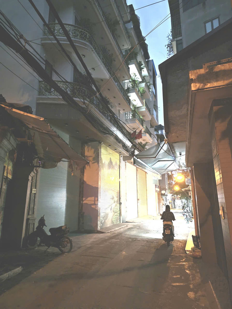 Hot ! Hot! Hot !Nhà 6 Tầng Thang M Á Y – Trương Định