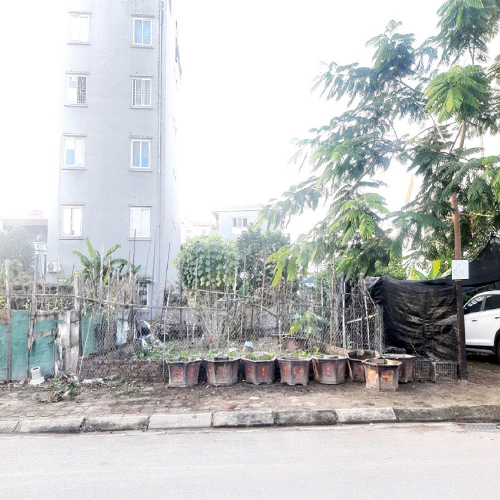 Bán Đất Tđc Gia Lâm, Hà Nội. 82M2, Mt 5,5M, Đường 12M Vỉa Hè Giá Đầu Tư. Lh 0989894845