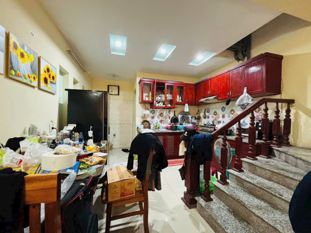 Bán Nhà Vĩnh Tiến - 52M 4 Tầng - Ô.tô Vào Nhà