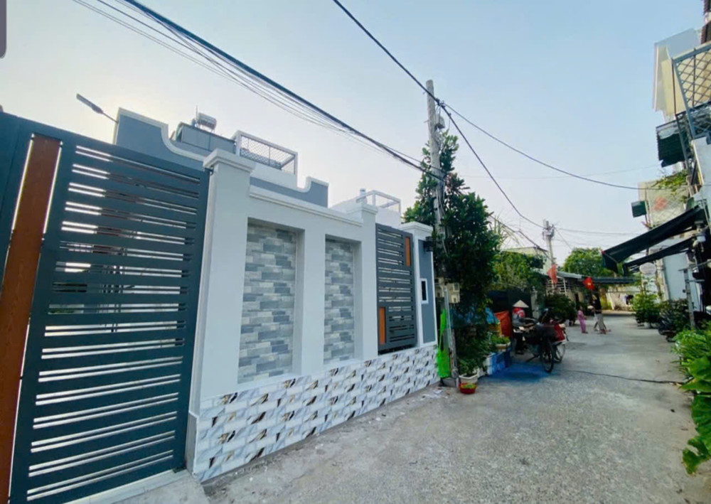 Nhà Bè- Ôtô Vô Sân- 160M2- Ngang Nở Hậu 8M- Nhà Sân Vuờn Thoáng Mát- Chỉ 6Ty8