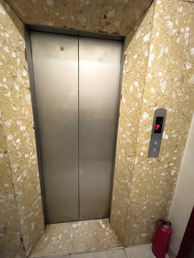 Cho Thuê Nhà, Thang Máy, 195M2- 5T, Bạch Mai, Lạc Trung, Võ Thị Sáu