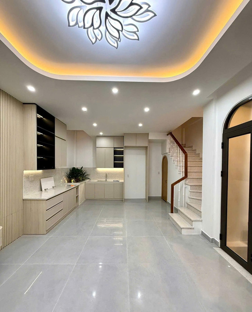 Bán Nhà 3,5 Tầng Điện Biên Phủ – Sát Ngã 6 Lê Hồng Phong – Lõi Trung Tâm – Giá 3 Tỷ Xx