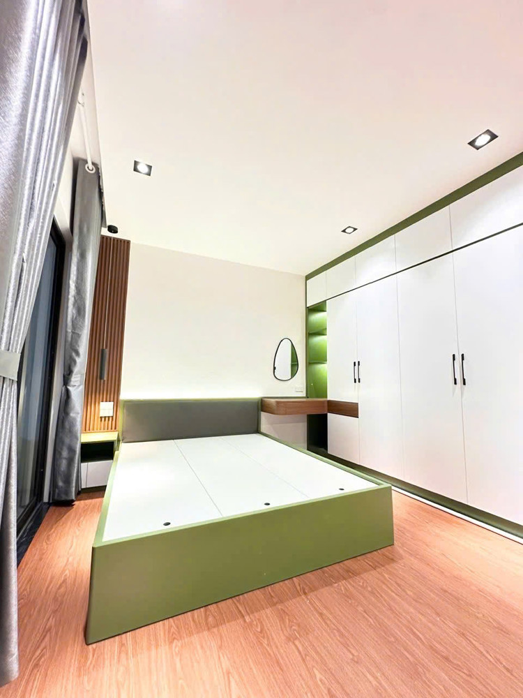 Nhà Mới Ô Tô Đỗ Cửa Full Nội Thất Lý Sơn-Long Biên 50M2,5 Tầng 8.3 Tỷ