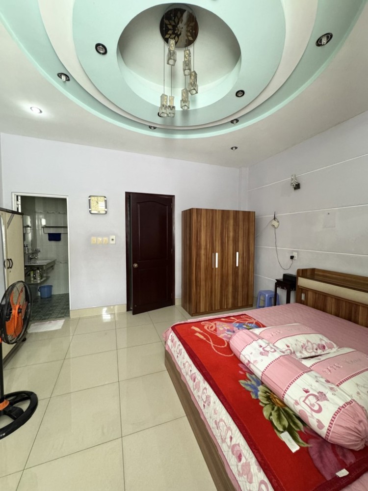 Bán Nhà 3 Tầng Khu Vip Bên Sông Hiệp Bình Chánh Thủ Đức - 105M2 - Gần Gigamall - 10.45 Tỷ