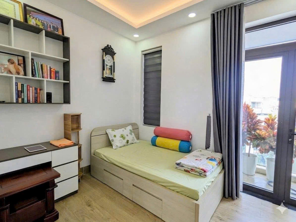 Bán Nhà Góc 2 Mặt Tiền Đường Huỳnh Tấn Phát, Quận 7 - Cạnh Phú Mỹ Hưng - 5Tỷ5