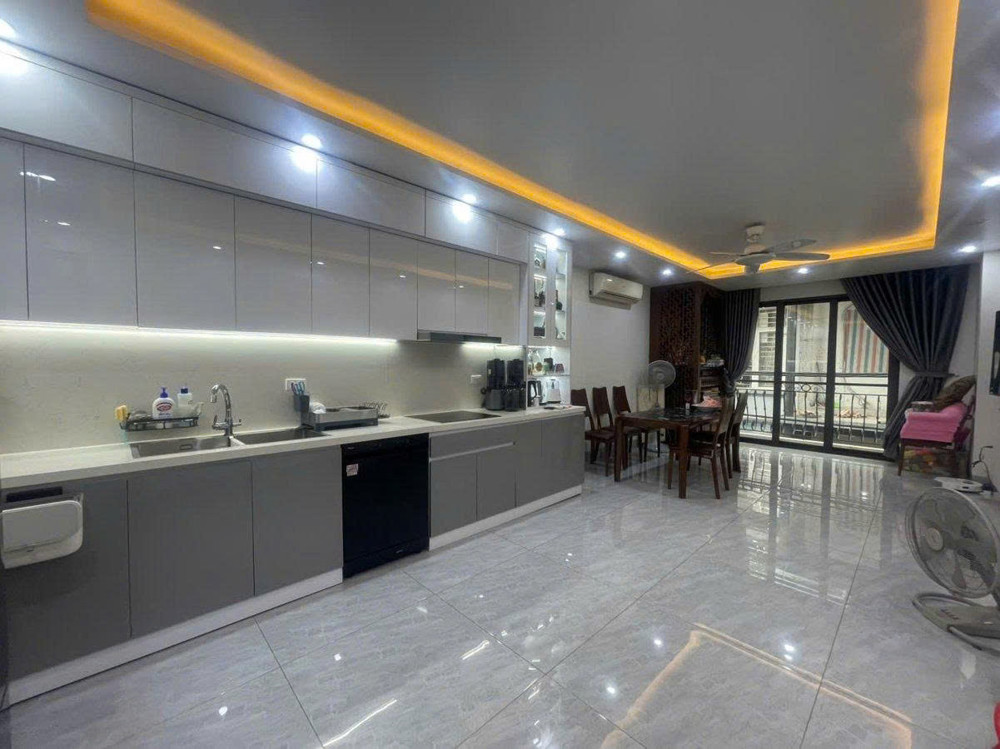 Bán Nhà Mới - Lô Góc - 6 Tầng Ô Tô Vào Nhà Phố Thượng Thanh 45M2 X13.3 Tỷ.long Biên-Hn