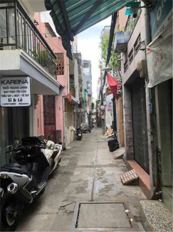 Cho Thuê Nhà Số 414/28 Cmt8, P11, Q3 (Hẻm Thông 3M Đối Diện Chợ Hòa Hưng Cách 40M)