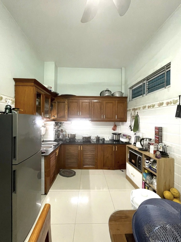 Bán Nhà Phân Lô Vỉa Hè Khuất Duy Tiến, Dt40m2 5T, Oto Tránh, Kinh Doanh, Vp, Nhỉnh 20 Tỷ