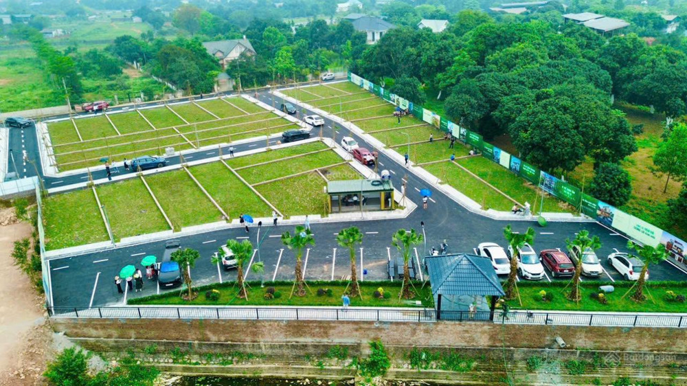 Giá Chỉ 3.8 Tỷ, Đất Đô Thị Hòa Lạc, Gần Ql21 Và Đường Hồ Chí Minh, Diện Tích 100M², Mặt Tiền 6M