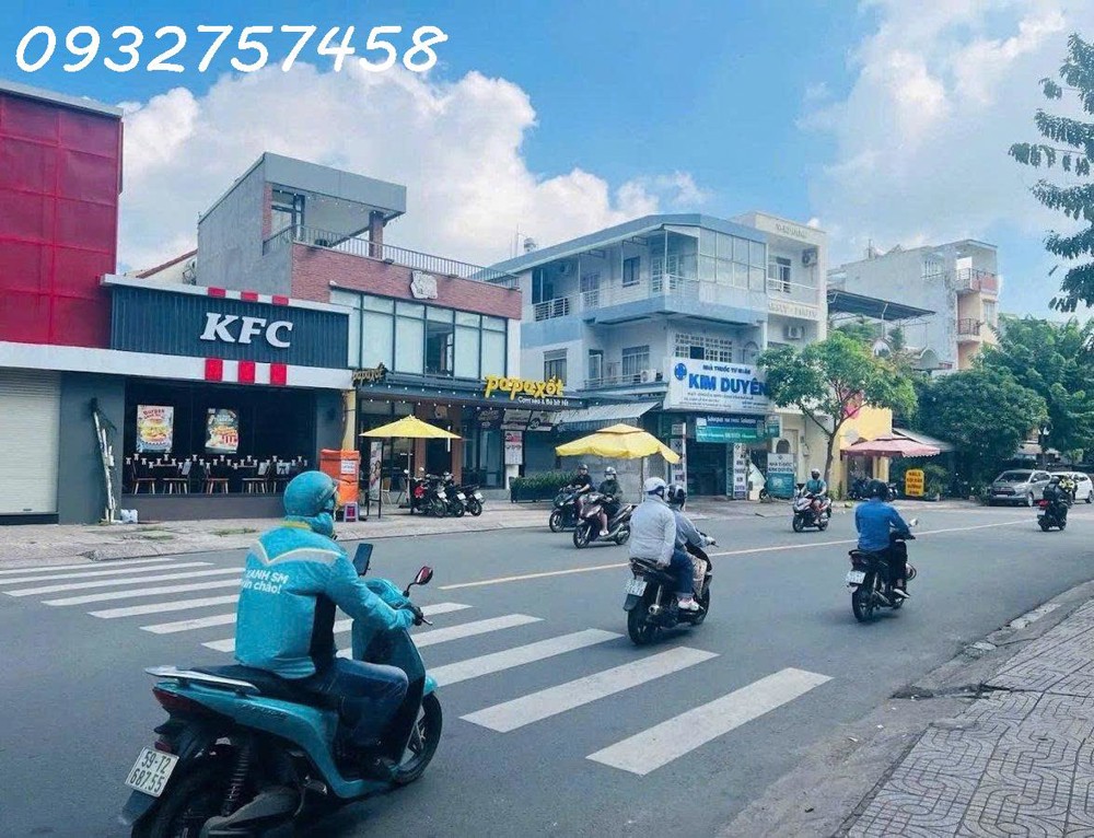 Cơ Hội Vàng - Đầu Tư Sinh Lời Ngay ! Mtkd Tân Sơn Nhì : Dt 30M² X 4 T Btct – 4Pn, 4Wc - Bếp - Phòng