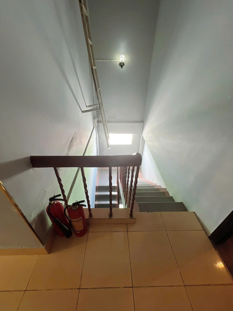 Bán Nhà Mặt Tiền Nguyễn Văn Cừ - 17 Tỷ, 98M2, Kinh Doanh