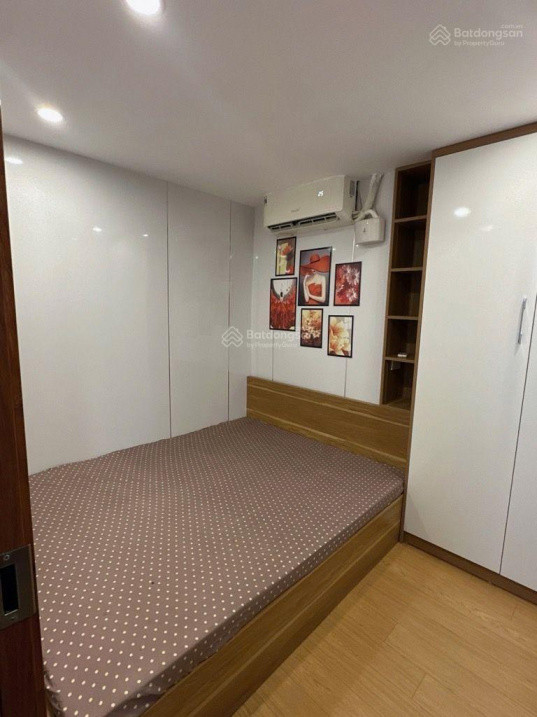 Bán Nhà Tập Thể Quỳnh Mai, Sổ Đỏ Diện Tích 65M 2 Ngủ Chỉ 2,3 Tỷ