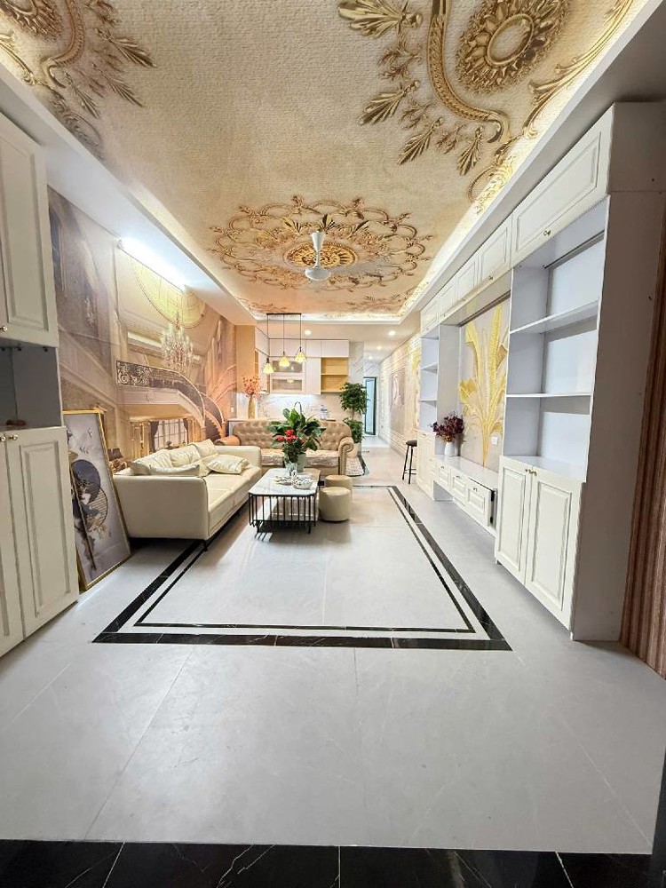 Bán Căn Hộ Tập Thể Tầng 1 Tại Trung Tâm Quận Hai Bà Trưng Chỉ Nhỉnh 4 Tỷ