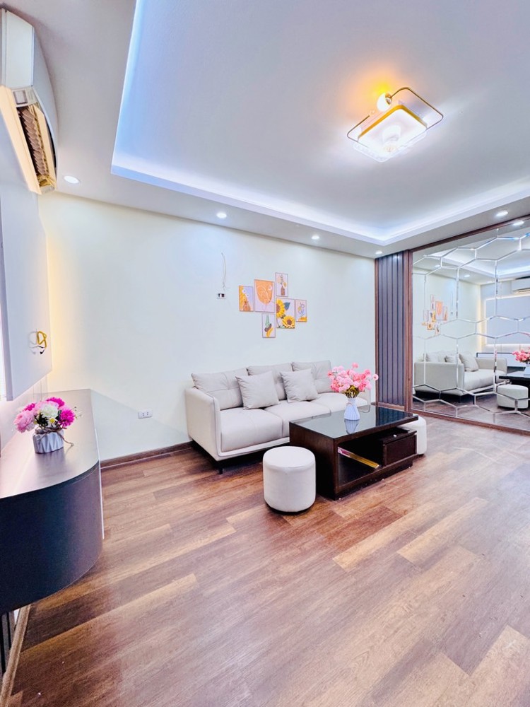 Bán Tập Thể Quỳnh Mai 68 M 2 Ngủ 2 Wc Cụcw Hiếm Oto Đỗ Cổng Chỉ Nhỉnh 3 Tỷ