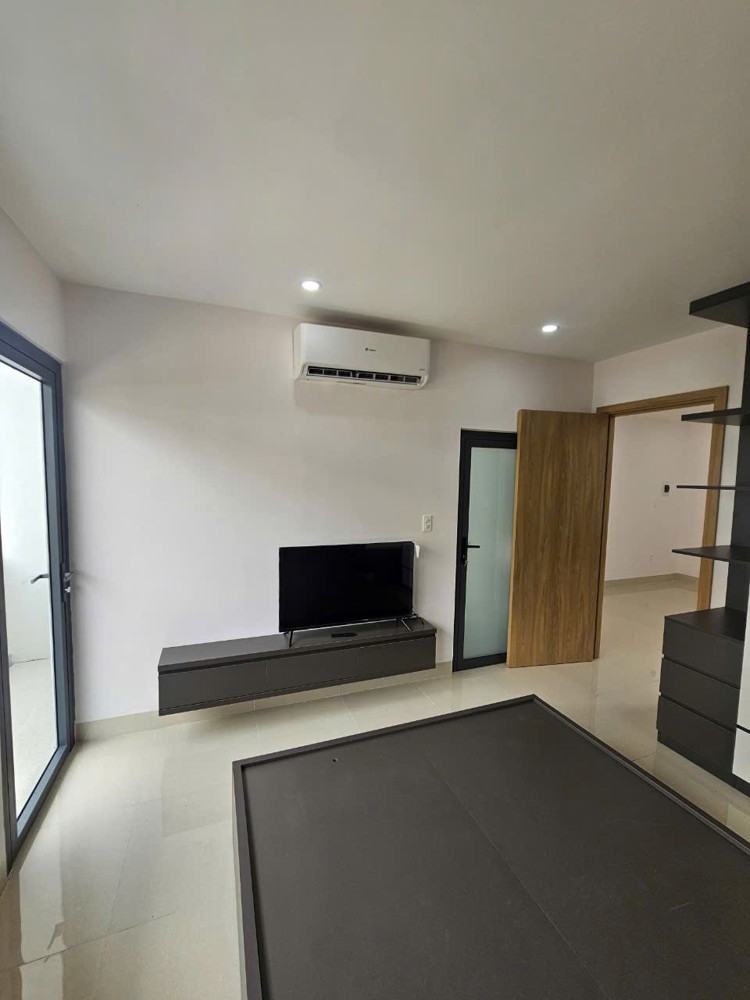 Nhà Đất Cho Thuê Elite Life 270M2, 3Pn 4Wc, Long Hậu, Cần Giuộc, Long An