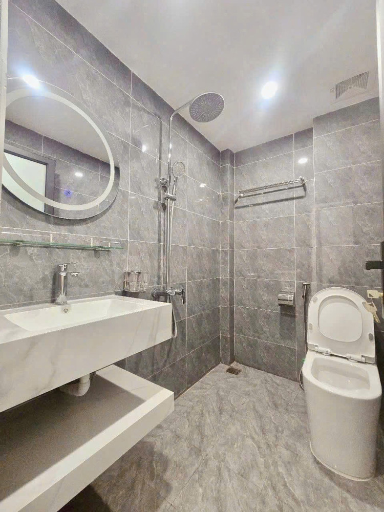 Cho Thuê Nhà Mới, 266M2_ 6,5T; Lê Thanh Nghị, Trần Đại Nghĩa -107 Tr