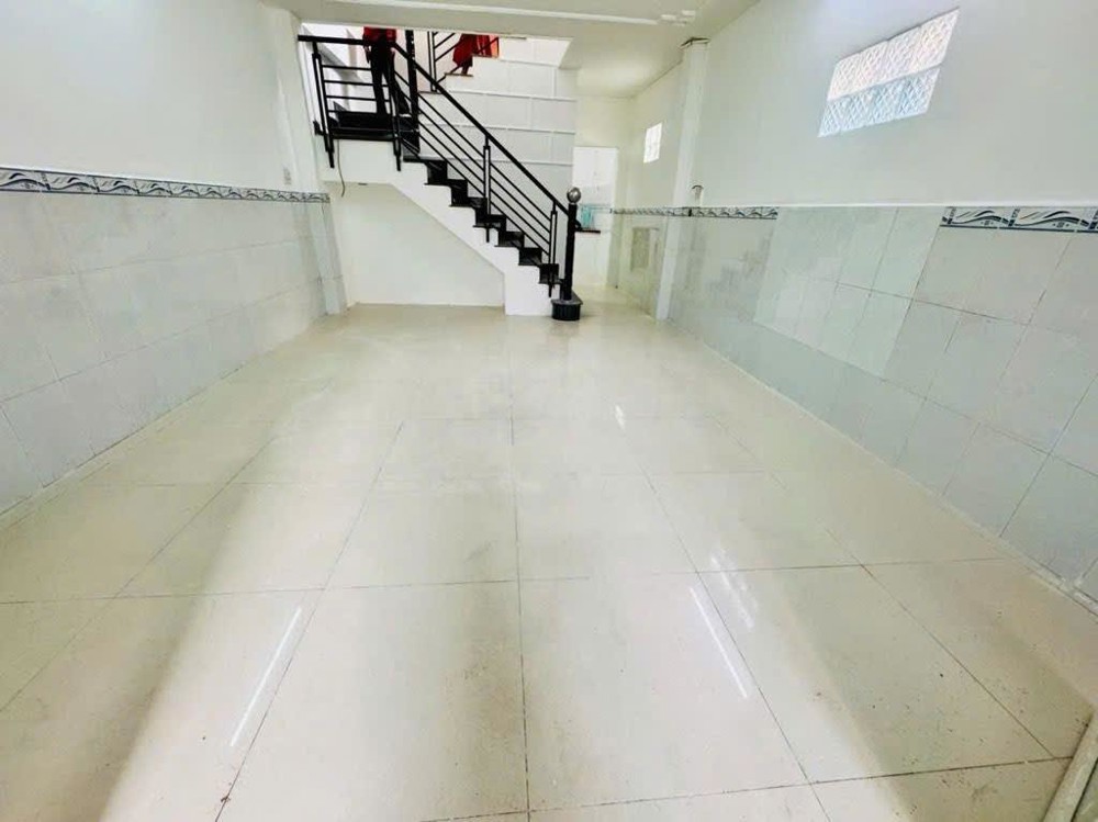 Bán Nhà Dương Bá Trạc – Lô Góc Thoáng, Giáp Q1 – 5.9 Tỷ -0949769331