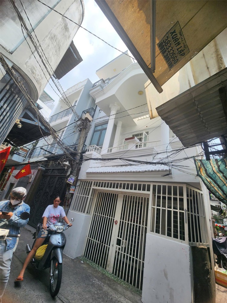 Bán Nhà Dương Bá Trạc – Lô Góc Thoáng, Giáp Q1 – 5.9 Tỷ -0949769331