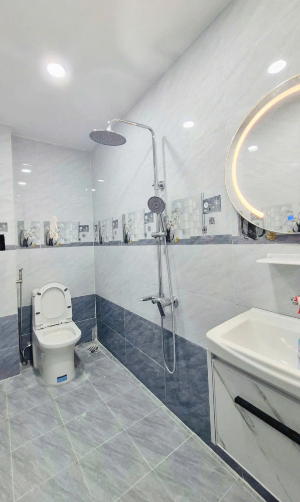 4.89 Tỷ Nhà 1 Lầu Nở Hậu Ngay Chợ Ba Đình P10q8 (P.chánh Hưng) Full Nội Thất