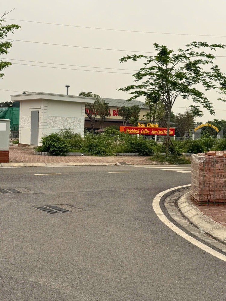 Gần Tân Xã Bán 100M2 Gần, Khu Vực Trung Tâm Hòa Lạc. Phù Hợp Xây Trọ, Đầu Tư Sinh Lời, Kết Nối