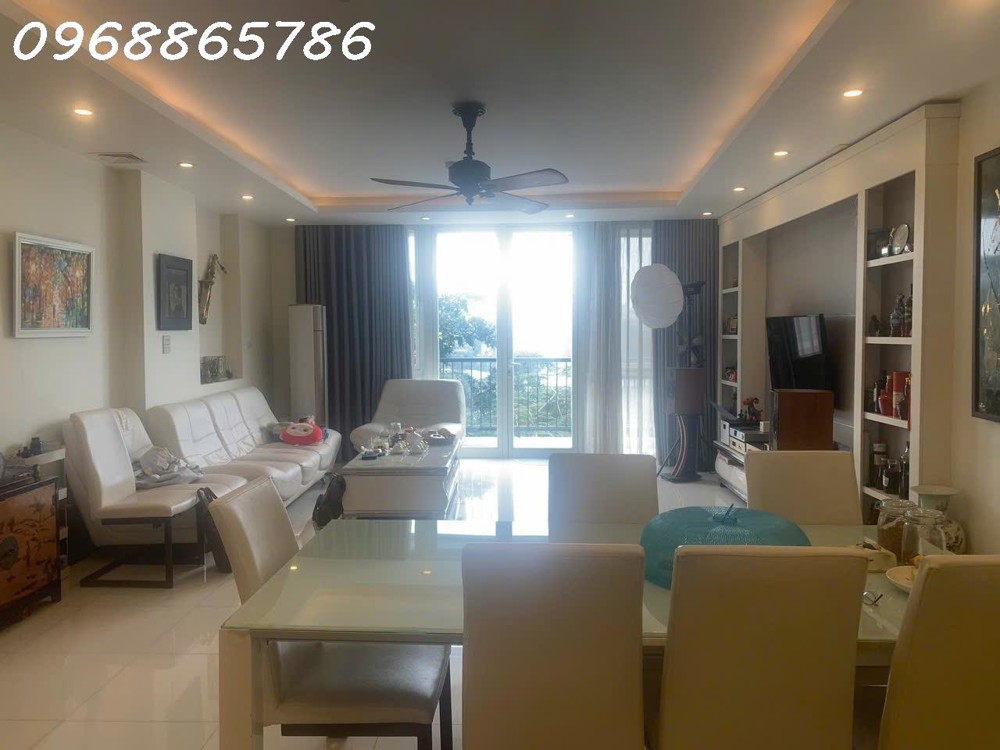 Mai Anh Tuấn Tượng Đài Vị Thế - Khi Ngôi Nhà Là Sự Phản Chiếu Của Bậc Khai Sơn