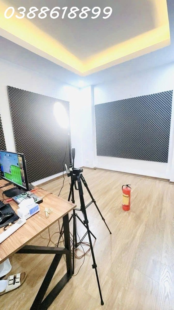 Bán Nhà Phân Lô Dịch Vọng - Cầu Giấy - 45M2 - Mt 5M - 5 Tầng - Lô Góc - Giá 18.5 Tỷ