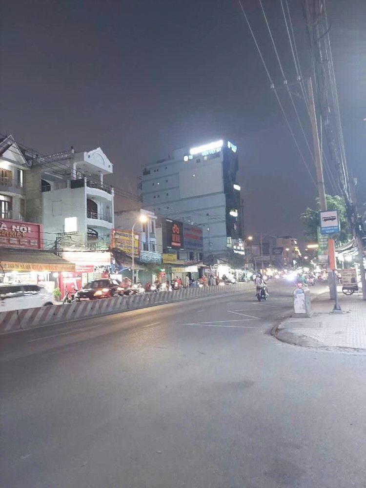 Quận 7, Lô Đất 750M2 Mặt Tiền Hoàng Quốc Việt, 2 Lối Đi, Giá Chào 115 Tỷ