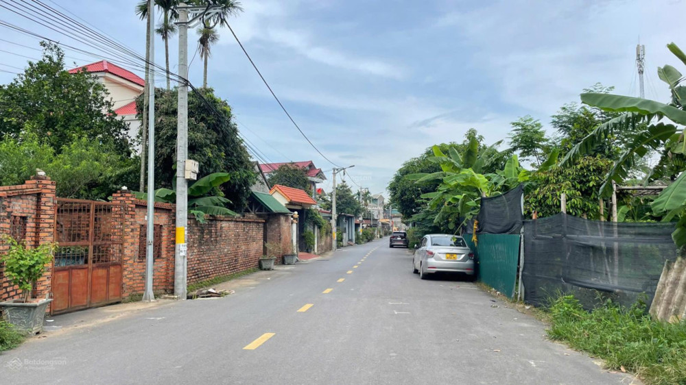 Cần Tiền Bán Mảnh Đất Gần Đại Lộ Thăng Long Mua Lâu Rồi Nay Bán Nhanh Giá 3 Tỷ, Gần Qh Vin 300Ha