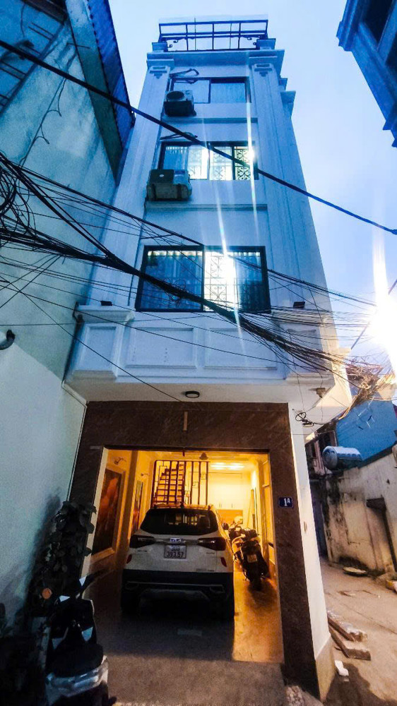 Bán Nhà Bát Khối 48M 5 Tầng Lô Góc Gara Ô Tô Hơn 12 Tỷ