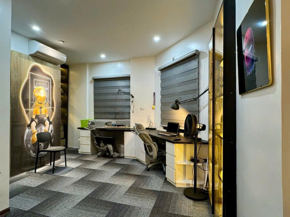 Bán Nhà Ngọc Lâm 36M 4 Tầng Lô Góc 3 Thoáng Chỉ Hơn 8 Tỷ