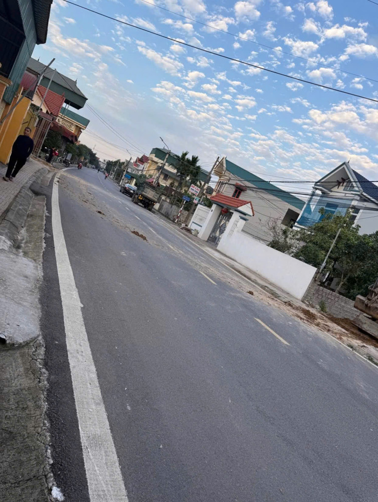 Bán Lô Đất Trục Chính Kinh Doanh Vsip Mt 6M Gía Rẻ