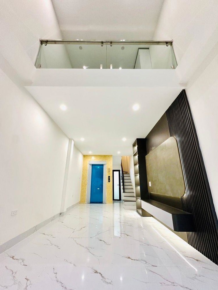 Siêu Phẩm Cực Hót - Nhà 6 Tầng Mới Toanh- Thang Máy - Thông Số Hoa Hậu - 1 Nhà Ra Ô Tô