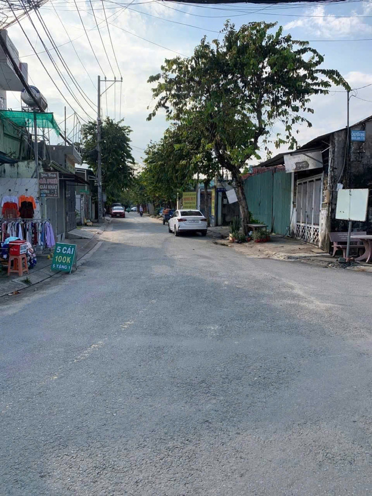 Góc 2 Mặt Tiền Hóc Môn – Kinh Doanh Cafe Ổn Định 8 Năm