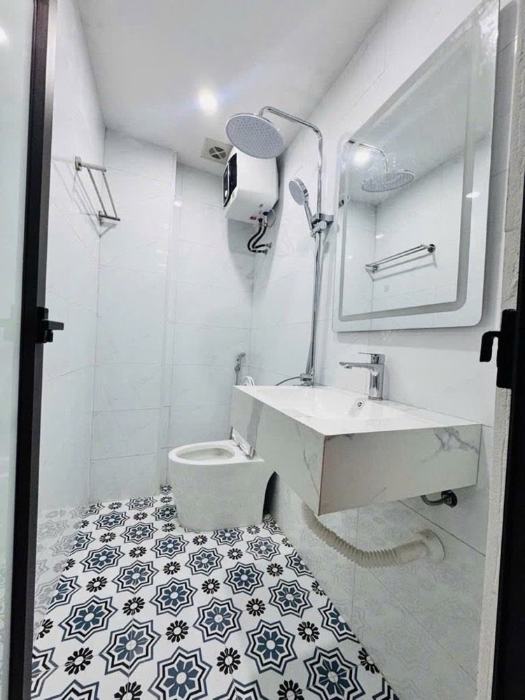 Lô Góc - Ô Tô Tránh - Kinh Doanh Đỉnh - Công Năng Đầy Đủ