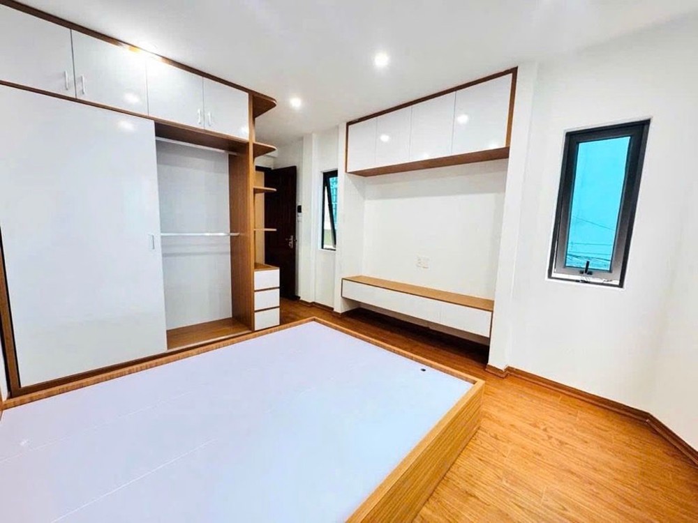 Lô Góc - Ô Tô Tránh - Kinh Doanh Đỉnh - Công Năng Đầy Đủ