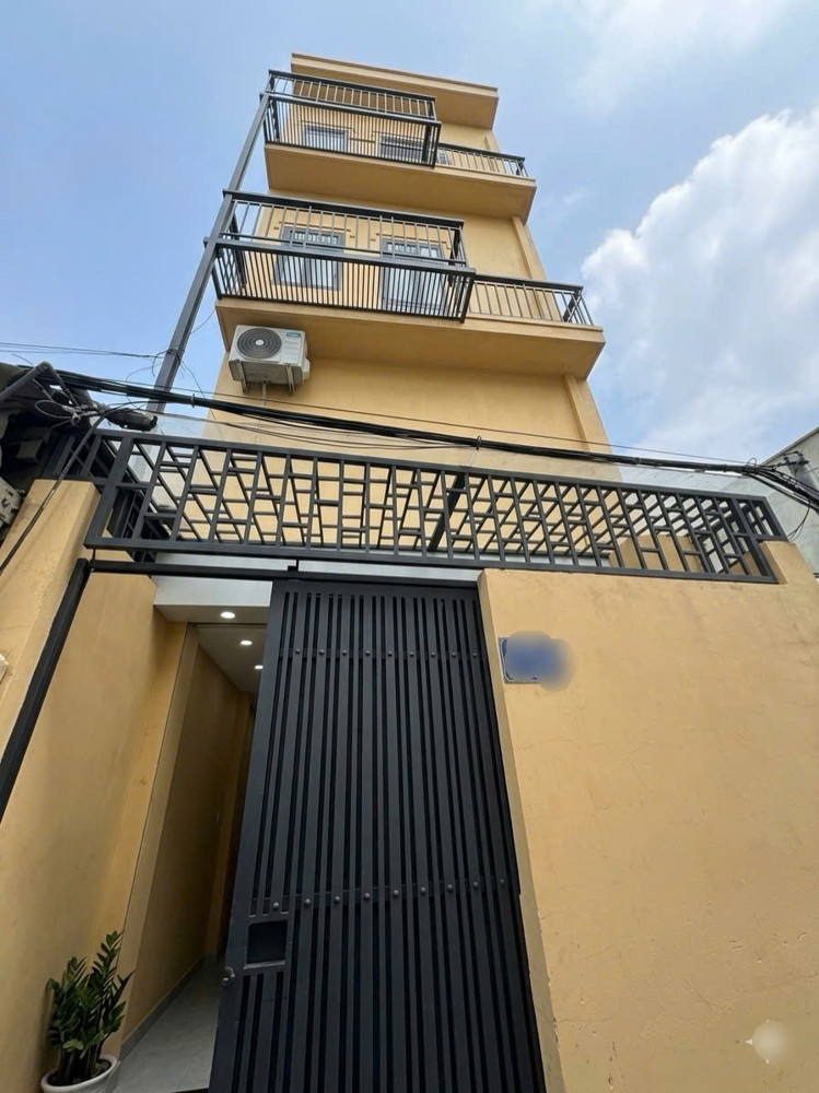 Chỉ 6.X Tỷ- Nhà 4 Tầng Quận 7- Dt Gần 55M2- Dòng Tiền 120Tr/năm- Gần Ngã 4 Nguyễn Thị Thập