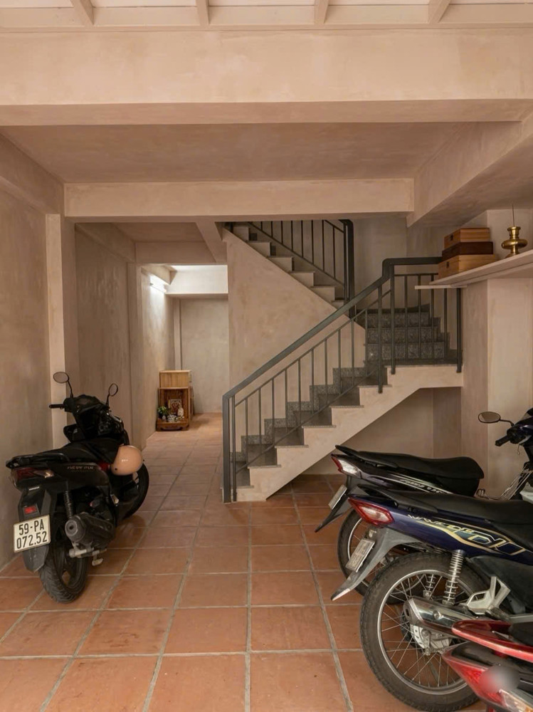 Chỉ 6.X Tỷ- Nhà 4 Tầng Quận 7- Dt Gần 55M2- Dòng Tiền 120Tr/năm- Gần Ngã 4 Nguyễn Thị Thập