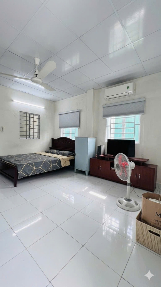 Nhỉnh 6. X Tỷ-Nở Hâu- Ngang 5M Hiếm- Nhà Mới Đường Xe Tải- Gần Kcx Tân Thuận- Quận 4