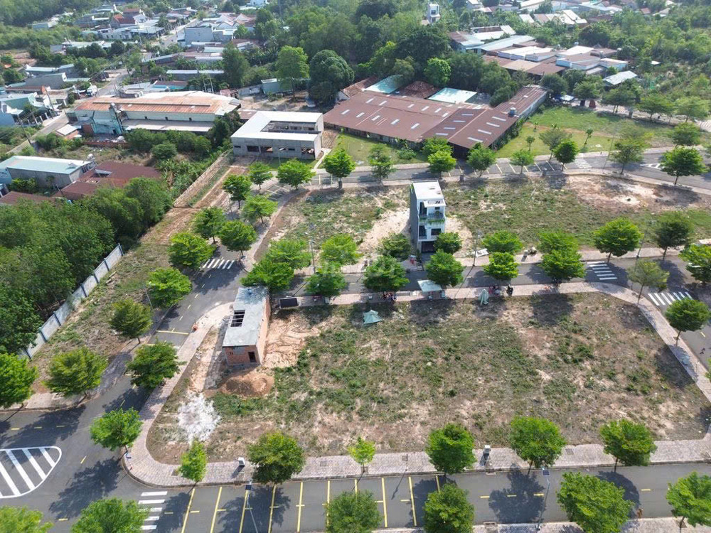 Đất Đẹp - Giá Tốt Chính Chủ Bán Nhanh Đất Nền Sổ Sẵn -Full Thổ Cư Phường Thới Hòa, Bến Cát