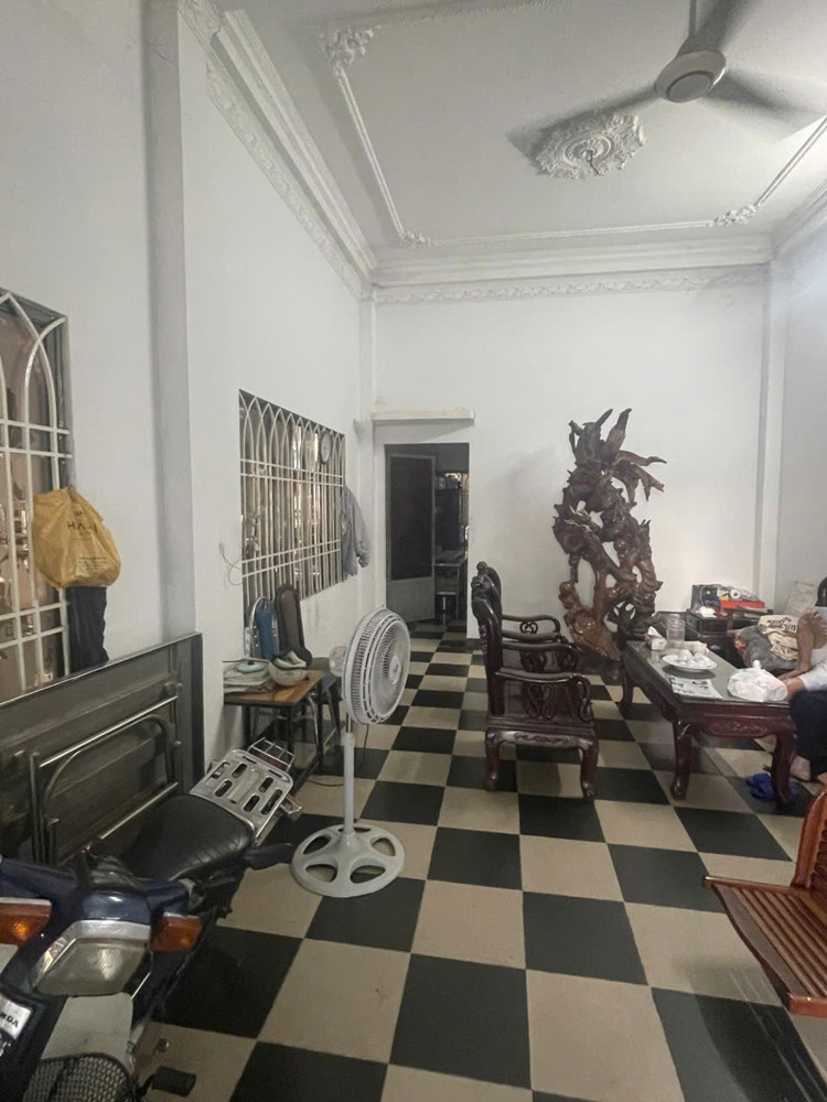 Bán Nhà Mặt Tiền Phạm Văn Bạch, Đoạn Thương Mại, 10,5X15m, 2 Tầng, 1 Đời Chủ, Chỉ 37,9 Tỷ