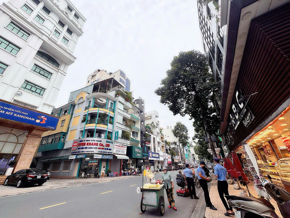 Bán Nhà Mặt Tiền Kd Đ.nguyễn Trãi Nối Liền Q1 Ngay Nguyễn Văn Cừ. Q5 - Ngang Hiếm 7M*21m - Đang