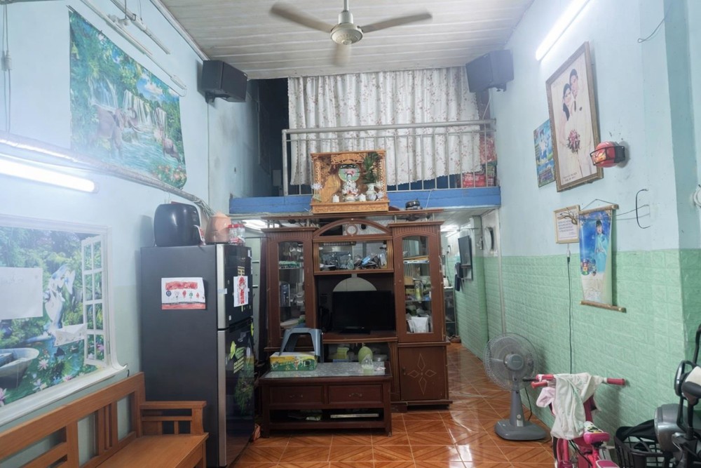 4.5 Tỷ – 70M2 – Ngang 7M – Sát Mặt Tiền Nguyễn Văn Quá Q12