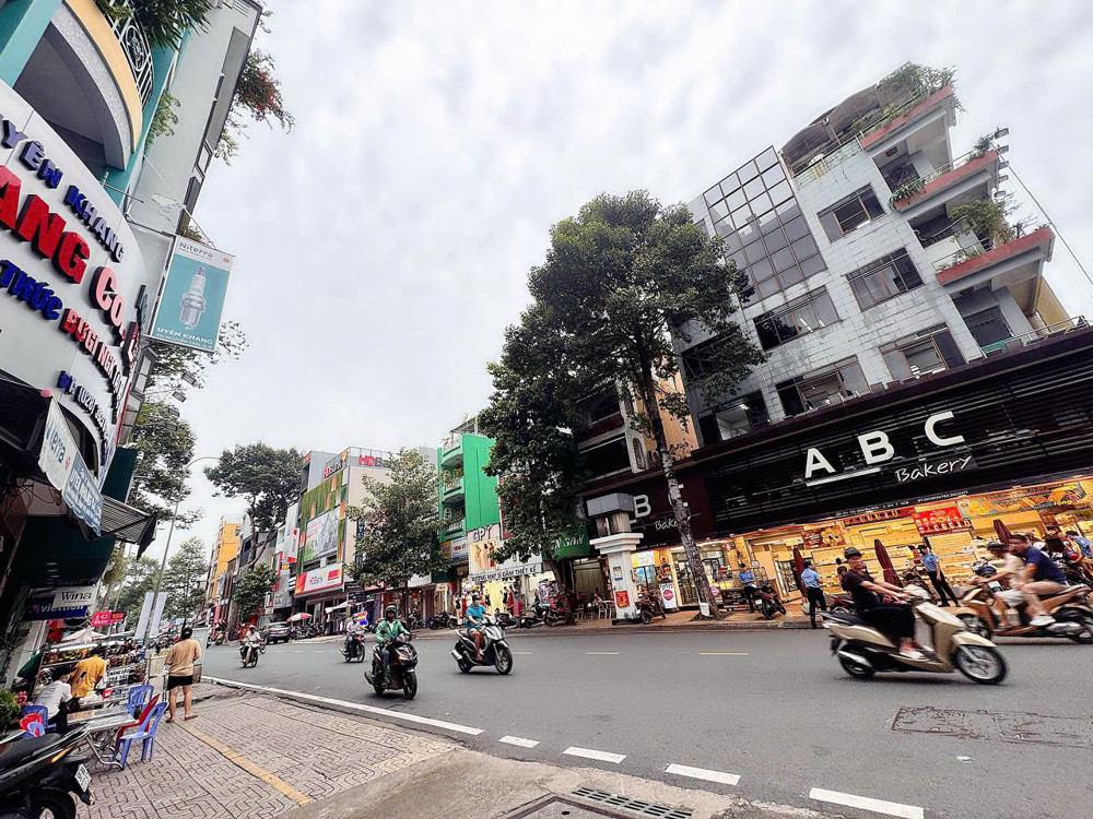 Bán Nhà 4 Tầng Mặt Tiền Kd Đ.nguyễn Trãi Nối Dài Quận 1 Ngay Nguyễn Văn Cừ Quận 5 - Ngang Hiếm